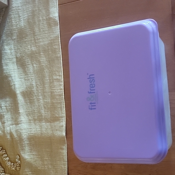 Brand new, never used Fit and Fresh containers - Picture 3 of 4
